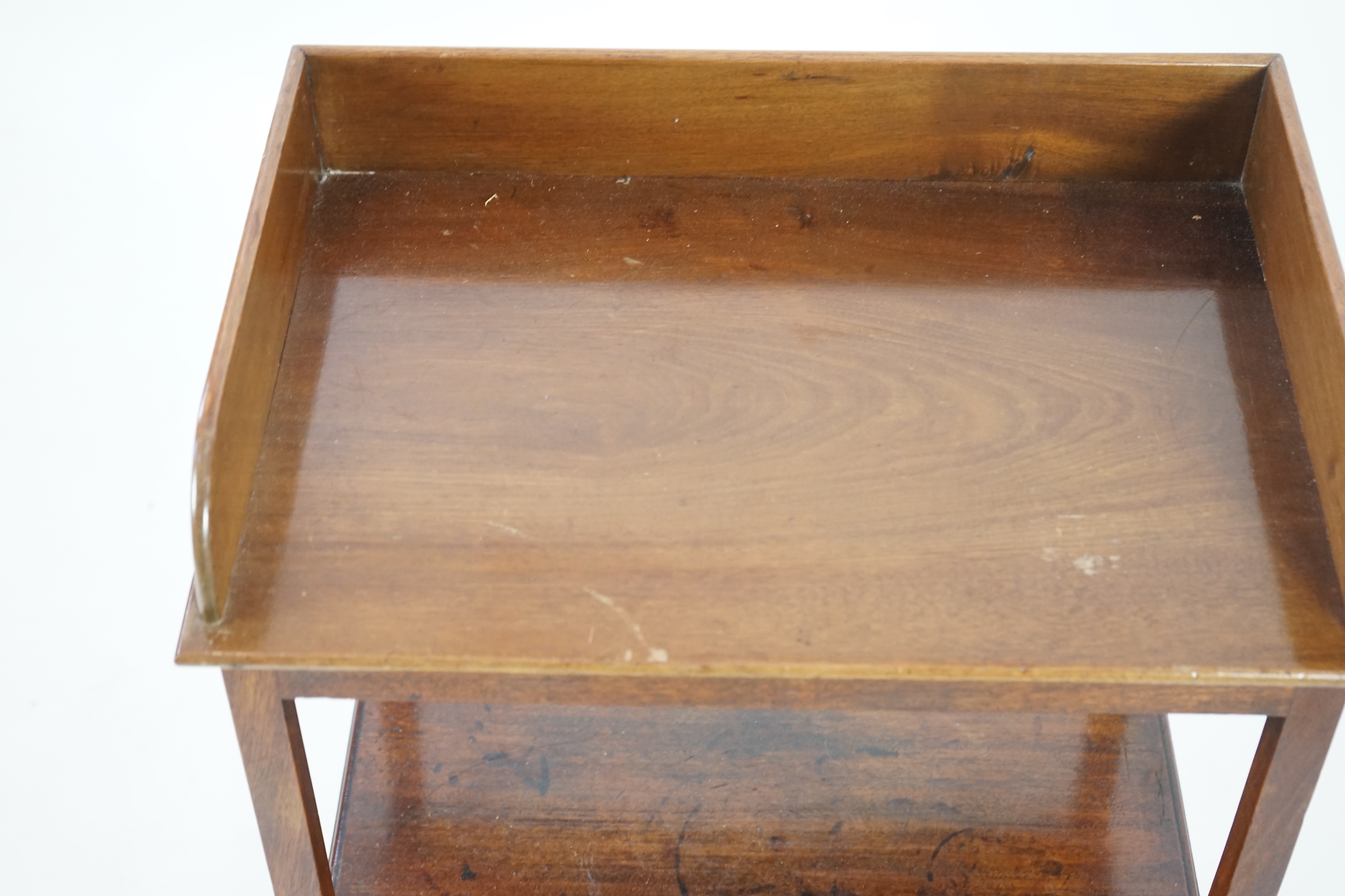 A Regency mahogany two tier wash stand